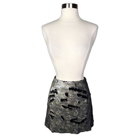 Free People Skinny Flip Sequin Camo Print Mini Skirt - Size 4 - Picture 2 of 12